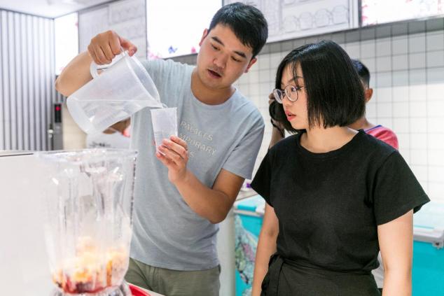 網(wǎng)易漫畫 X 莓獸“漫畫家”主題店，一秒跌進(jìn)二次元，屬于年輕人的城市第三空間