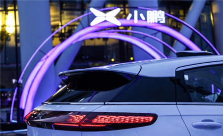小鵬汽車放出2019年融資300億的豪言，但什么是何小鵬所說的智能汽車上半場和下半場？