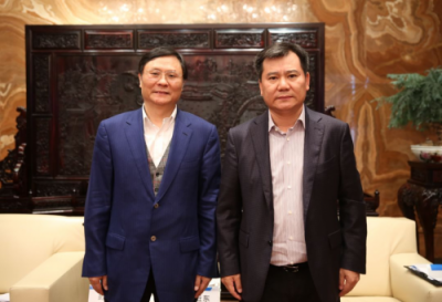 對話張近東，彭劍鋒：企業(yè)家見地和格局，決定蘇寧超前戰(zhàn)略布局