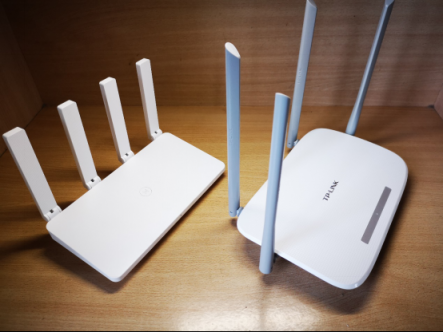 實(shí)測(cè)真雙頻有多大牛逼?華為路由 PK TP-Link