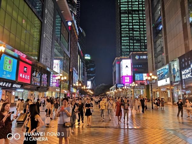 華為nova3全面支持手持超級(jí)夜景AIS，或?qū)⒃傧瀑?gòu)買熱潮