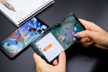 還在等新iPhone的人洗洗睡吧，這樣的齊劉海還不如買臺魅族16th