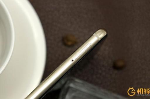 AI加持到底能帶來什么？ 華為麥芒7評測
