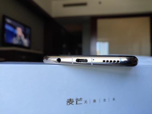 全面屏+四鏡頭手機，麥芒7值得入手嘛？