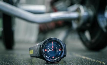 Apple Watch 4發(fā)布了，安卓手機(jī)用戶如何選擇呢？