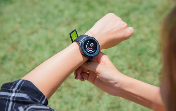 Apple Watch 4發(fā)布了，安卓手機(jī)用戶如何選擇呢？