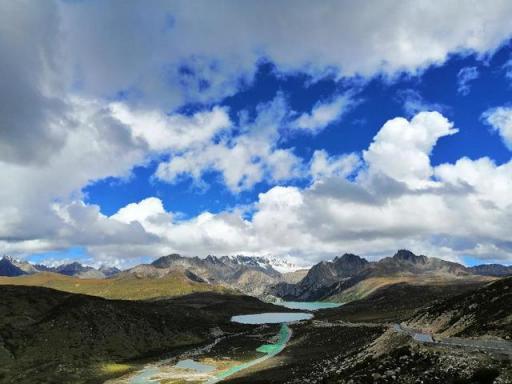 云上之巔，終遇雪山，麥芒在路上：香格里拉環(huán)線騎行