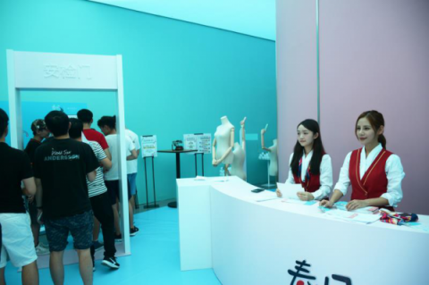 又搞事情，網(wǎng)易春風(fēng)在自家園區(qū)開(kāi)了一家“睡世界旅行社”