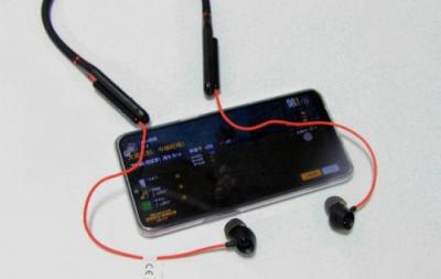 1MORE便攜頸掛電競(jìng)耳機(jī)，聽聲辨位帶你天天吃雞