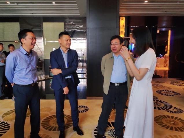 和思易出席戴爾易安信教育行業(yè)客戶高層峰會，看教育未來如何薪火傳承