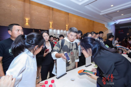 消費升級的同時更要精神升級——簡一攜手酈波共話中國儒將精神