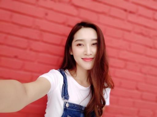 前置自拍除了美顏還有這些功能？都被手機(jī)廠(chǎng)商玩出了新花樣