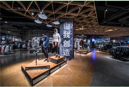 太原首家阿迪達(dá)斯“運(yùn)動時(shí)尚品牌體驗(yàn)店”萬象城盛大開幕
