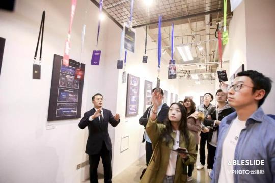 PPT也能辦作品展？國內(nèi)首場(chǎng)PPT設(shè)計(jì)作品展圓滿落幕