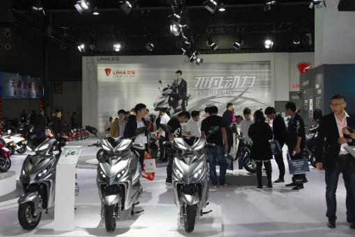 浙江展立馬電動車“C道”出位，全新科技震撼全場