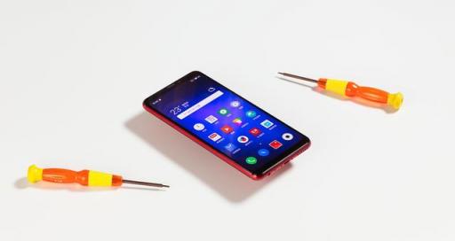 魅族Note8拆解：原來(lái)6400次跌落不碎屏的秘密在這里！