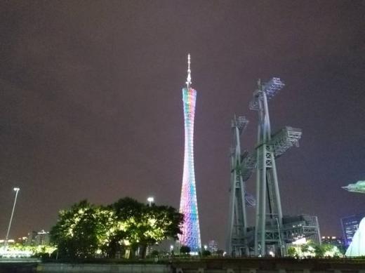 不比不知道，原來(lái)魅族Note8拍照比榮耀暢玩8C好那么多！