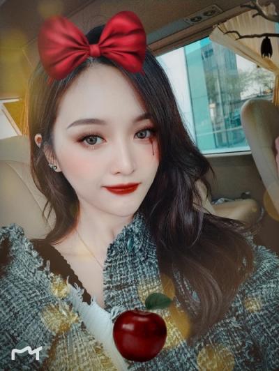 超越萌兔、宣儀公主，“黑化”后的火箭少女美圖秀秀大公開