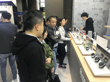 世界互聯(lián)網大會出門問問全系AI產品亮相 引領未來智能生活