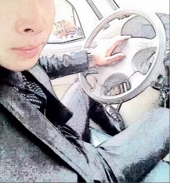 要不是閃銀，90后小伙如何以一套衣服點綴快活人生！