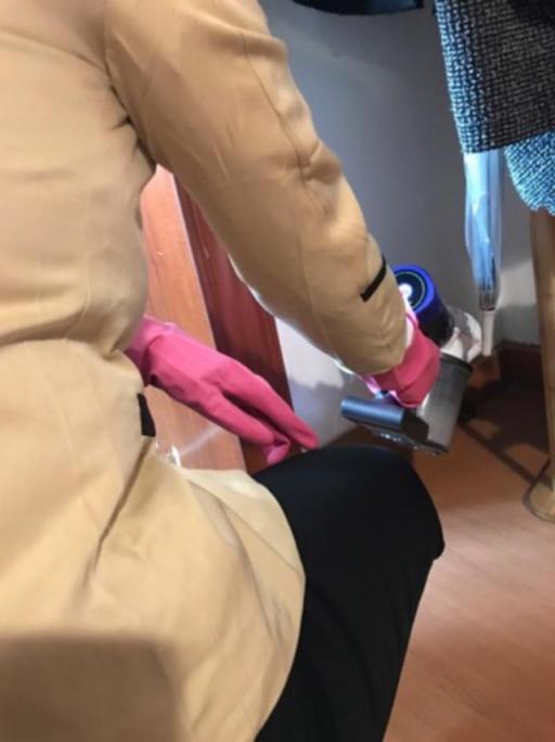 最牛保潔自帶萬元清潔產品上門服務，業(yè)主驚嘆不如保潔會掙錢
