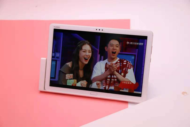 雙十一時尚新品出街 華為平板M5青春版1749元起火爆開售！