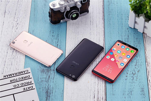 千元新機(jī)vivo Y73圖賞：大屏大內(nèi)存，暢玩長(zhǎng)續(xù)航