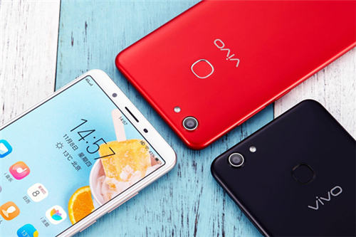 千元新機(jī)vivo Y73圖賞：大屏大內(nèi)存，暢玩長(zhǎng)續(xù)航
