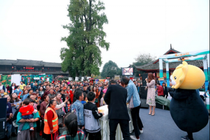 “中國(guó)不止北上廣 雙十一誰(shuí)也不落下！”蘇寧云游小鎮(zhèn)落地板橋鎮(zhèn)