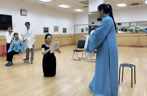 戲曲演員與華為麥芒7：年輕，在舞臺閃閃發(fā)光