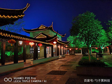 快來看華為P20 Pro鏡頭下夜景樣張，堪稱美膩！
