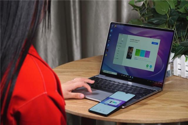 華為MateBook 13 VS聯(lián)想小新Air 13，PC生力軍對(duì)陣?yán)吓趦赫l更勝一籌？