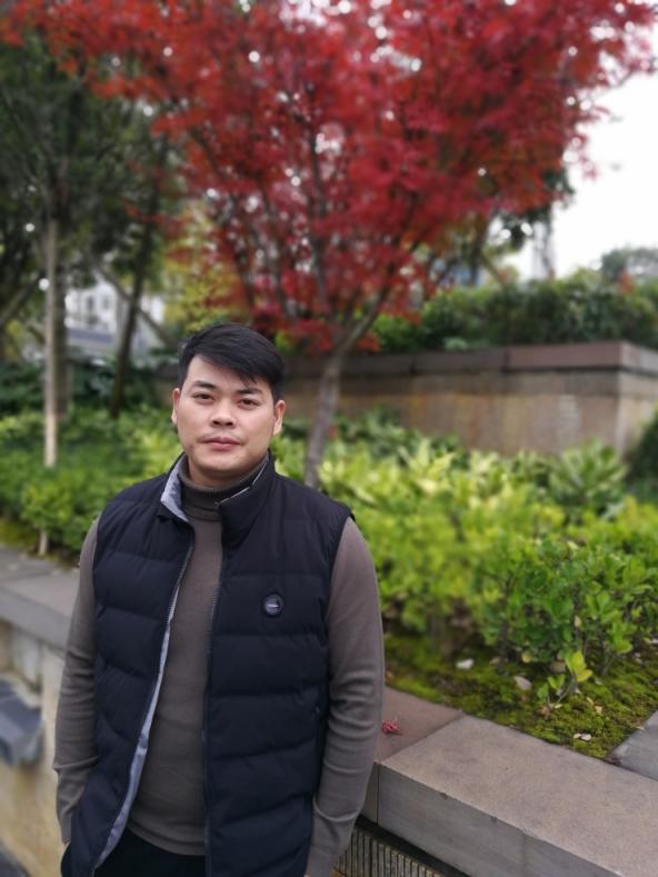 這件石墨烯發(fā)熱馬甲，不僅能保暖，還能做大保健