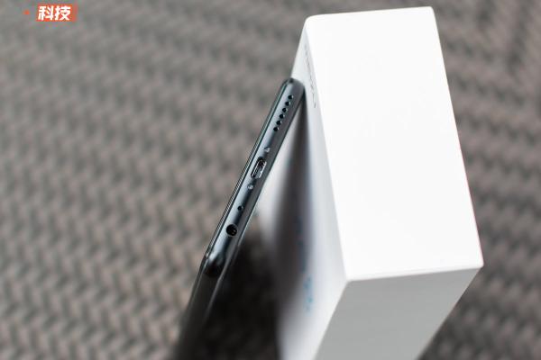 魅族 Note8評(píng)測(cè)：不隨主流的設(shè)計(jì)和穩(wěn)扎穩(wěn)打的升級(jí)