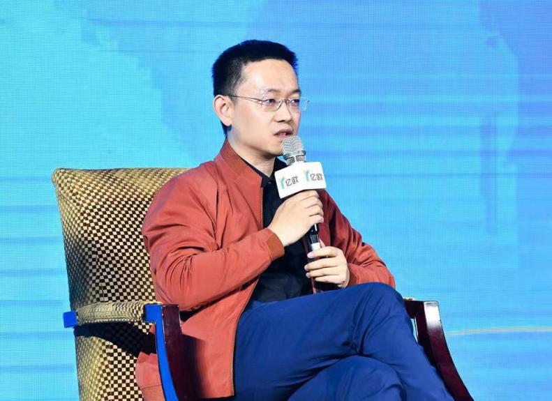 中譯語通CEO于洋出席2018億歐創(chuàng)新者年會，暢談“另類數(shù)據(jù)：新石油”