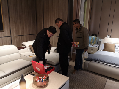 蘇寧聯(lián)手顧家瞄準(zhǔn)縣鎮(zhèn)市場“全屋定制”：智慧零售的想象空間無邊界