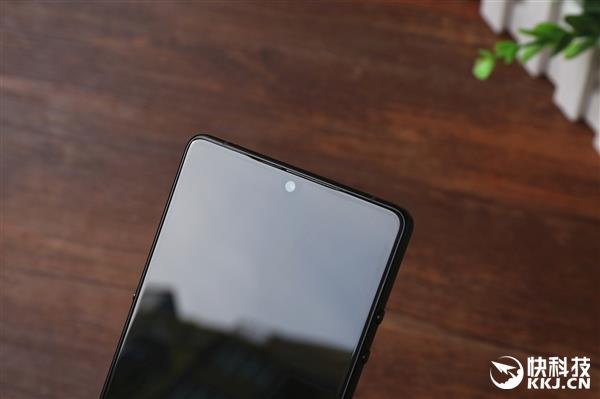 堅(jiān)果R1、堅(jiān)果Pro 2S正式推送Smartisan OS 7.0：支持大爆炸3.0