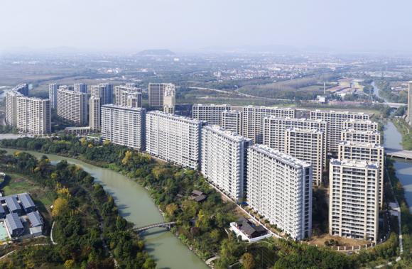 采筑云考察，直播大揭秘：四季沐歌引領(lǐng)大熱水行業(yè)20年