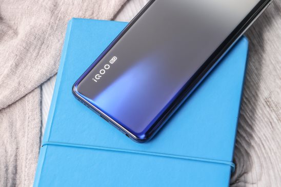 想要體驗強悍性能又不想“掏空”錢包，iQOO Neo3了解一下