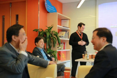 微軟加速器校友碼隆科技攜手沃爾瑪，以AI賦能零售