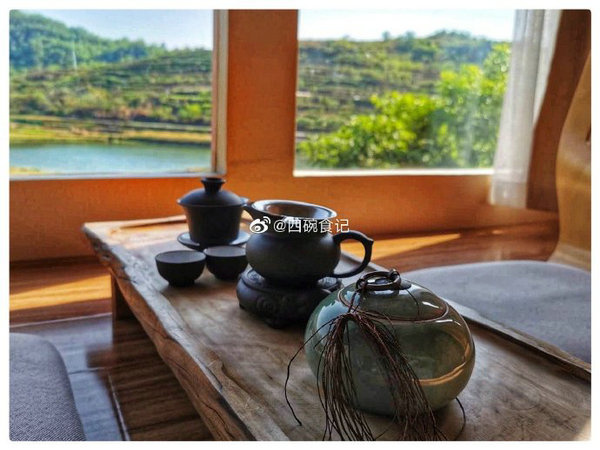 安順竟然藏著一家可以看“海”的民宿，絕美夕陽配美食，最宜發(fā)呆
