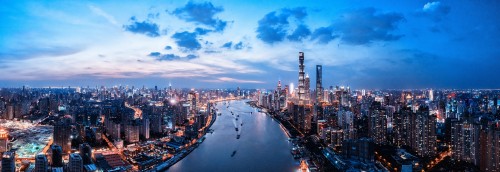 三雄極光助力“夜經濟” 激發(fā)新動能