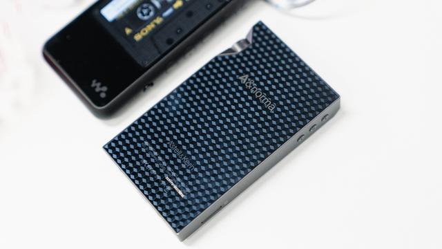 隨身播放器的對決，選安卓還是純音，索尼ZX505簡單對比A和K SR15