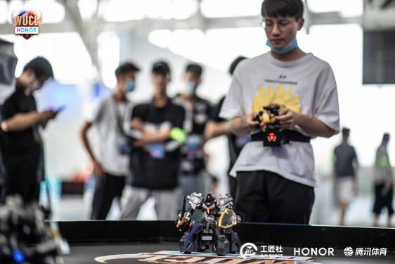 WUCL 2020工匠社格斗機器人創(chuàng)新賽事首戰(zhàn)南京打響