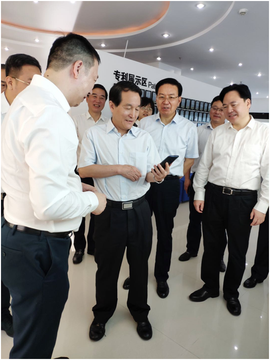江蘇省委常委、紀(jì)委書記王常松調(diào)研瑞聲科技
