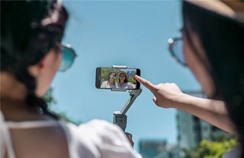 魔爪Mini MX正式發(fā)售，價(jià)格比大疆OSMO Mobile 3便宜近一半