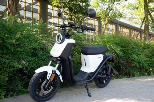 新國標電動車小牛U1對比小牛GOVA G0，你更喜歡哪款小牛電動車？