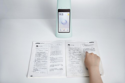 大力智能家教燈將線上預(yù)售，保護(hù)孩子視力助力作業(yè)輔導(dǎo)