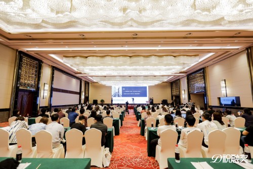 三雄極光照明公開課：辦公照明的N種設(shè)計手法