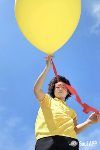 26歲流浪地球，他在Soul上用文字和圖片記錄世界
